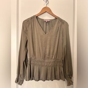 Philosophy dressy top